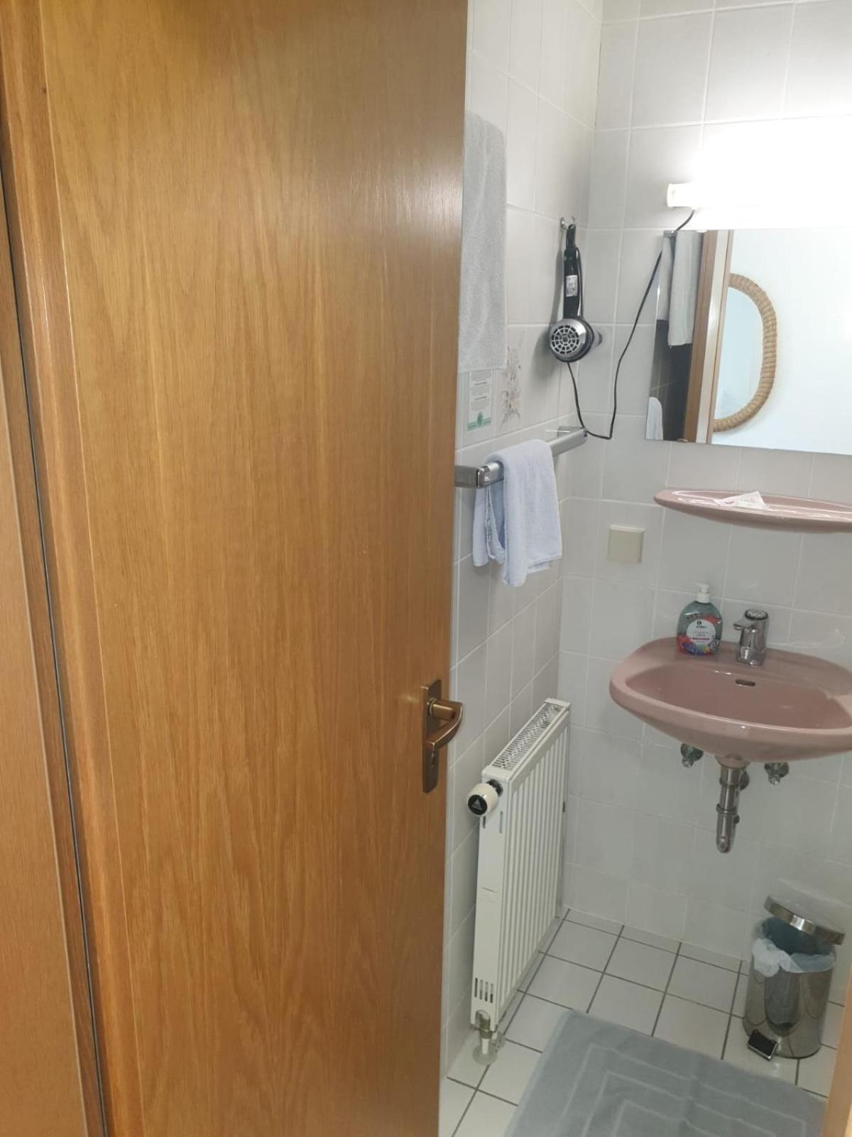 Hotel Schweizerhof Boebingen an der Rems Номер фото